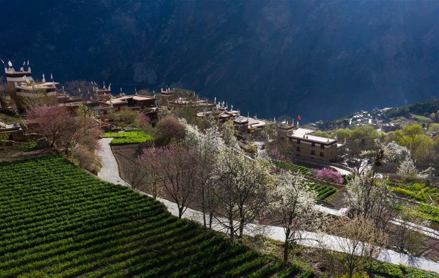 Scenery of Tibetan village in Danba County, Sichuan