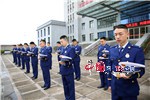 致敬英魂聚力前行 广安各地消防举行悼念活动